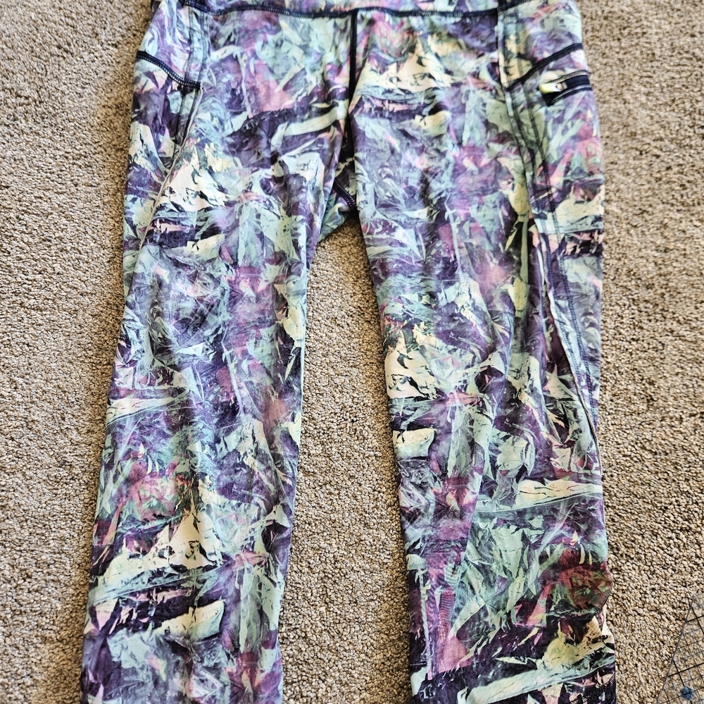 Lululemon capris